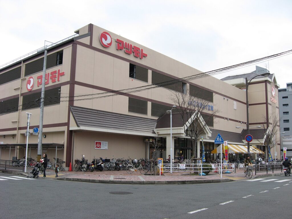 7月商業販売58.37兆円、前年比7.7％増—小売13.88兆円・卸売44.49兆円を分けて見る