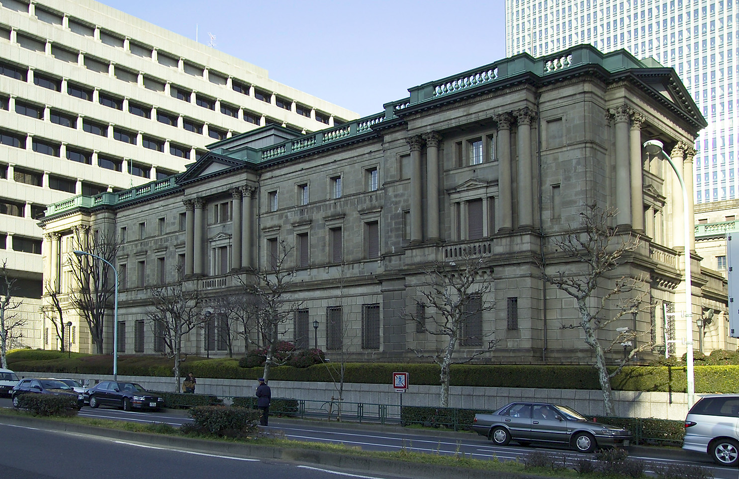 東京都中央区にある日本銀行本店の建物