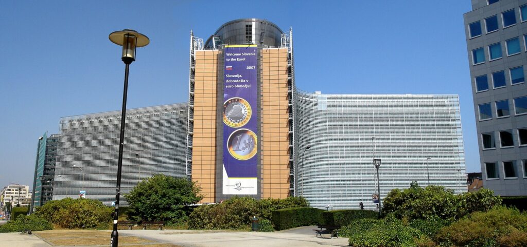 EU CBAM検証者レジストリ、9月1日アクセス開始—日本の鉄鋼・アルミ輸出企業が準備するデータ