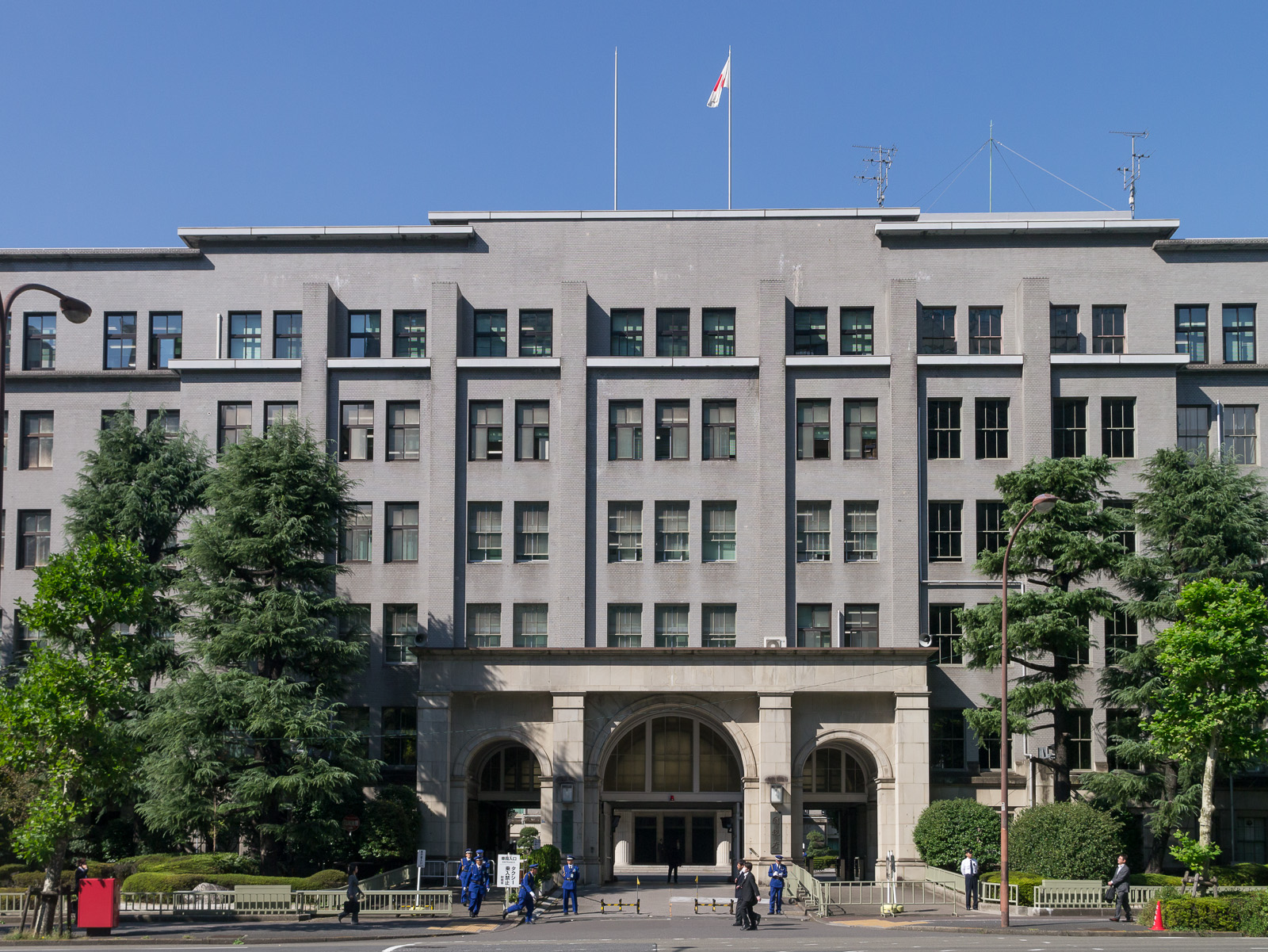 東京・霞が関の財務省庁舎