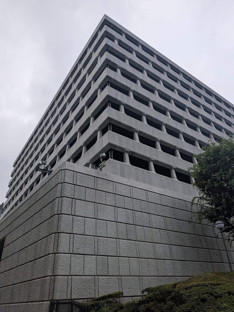 8月の銀行・信金貸出は680兆3427億円、前年比5.4％増—預金1.6％増と分けて読む